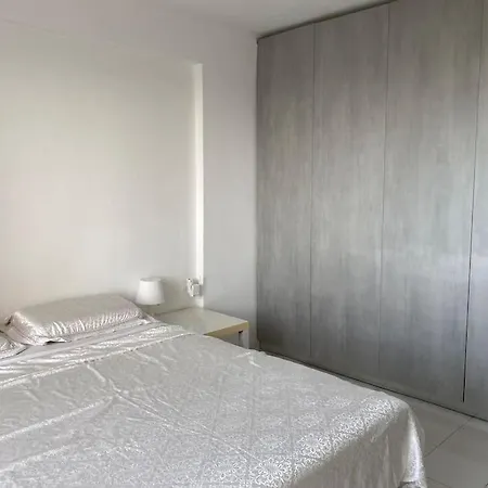 Apartment Fantastic With Ocean View
